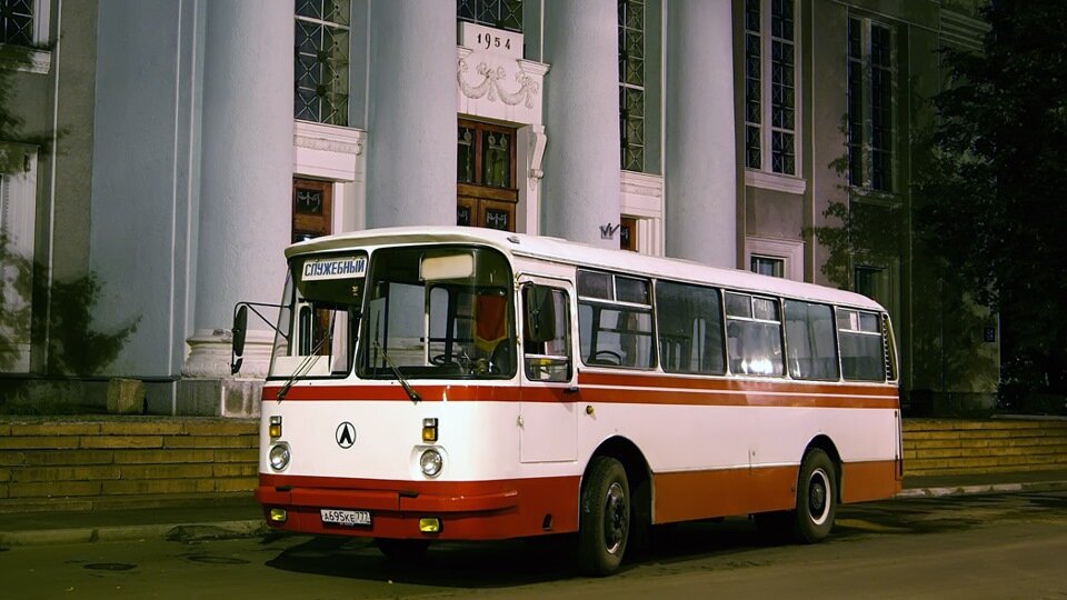 ЛАЗ-695Н, автор фотографии неизвестен