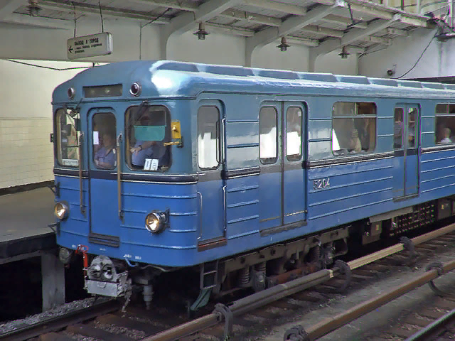 В СССР вагоны в метро называли буквами алфавита: А, Б, В, Г, Д, Е. Но когда дошли до Ж, принцип поменяли