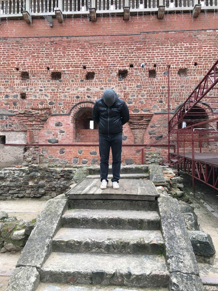 В средние века меня б повесили))