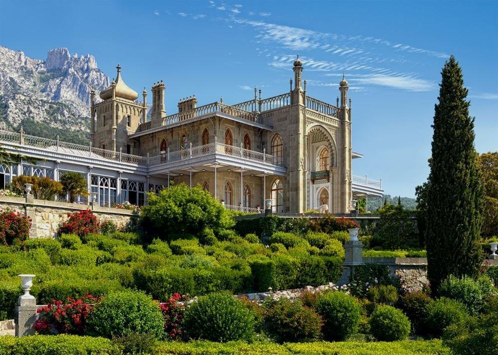 Вид на Воронцовский дворец со стороны моря