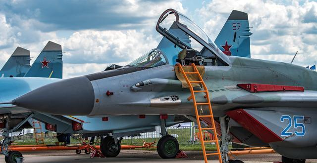 Главная причина, по которой Россия выигрывает в последних войнах 21 века, заключается в том, что ее противники слишком слабы.