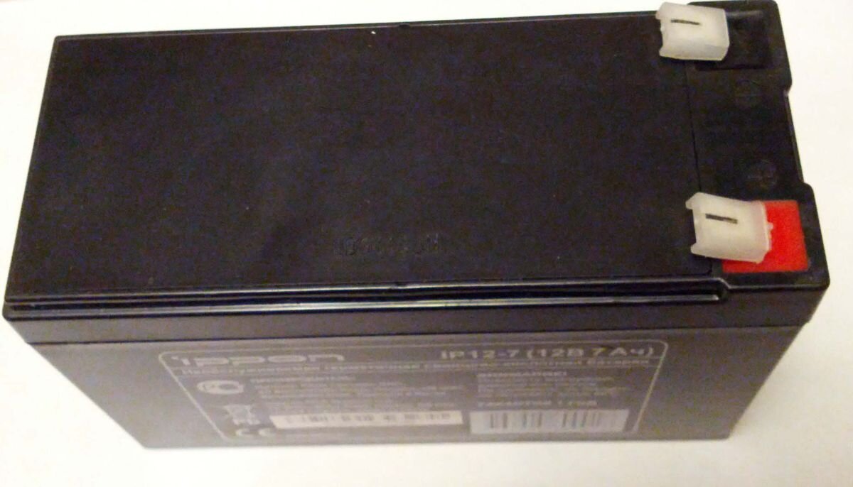 Аккумулятор дека 8g24. Как восстановить гелевый аккумулятор. Vrla аккумуляторы red energy. Можно восстановить гелевый аккумулятор. Доливка воды в гелевый аккумулятор.