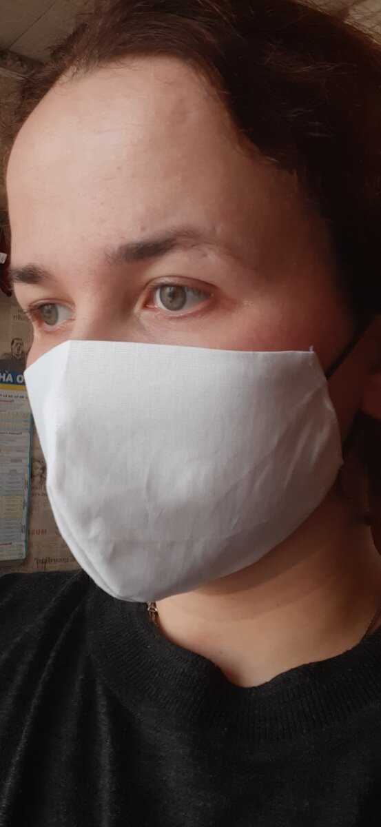 100 рублей за кусок хлопковой ткани и две резиночки.