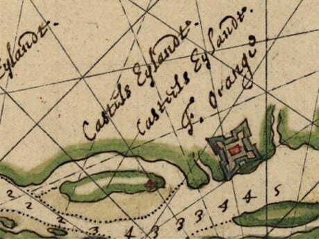 Форт Оранж на западном берегу Гудзона, слева от него Замковый остров на северной оконечности которого был расположен Форт Нассаау