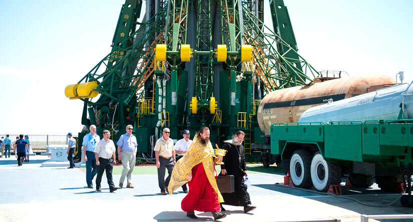 Байконур, площадка 1, освящение ракеты