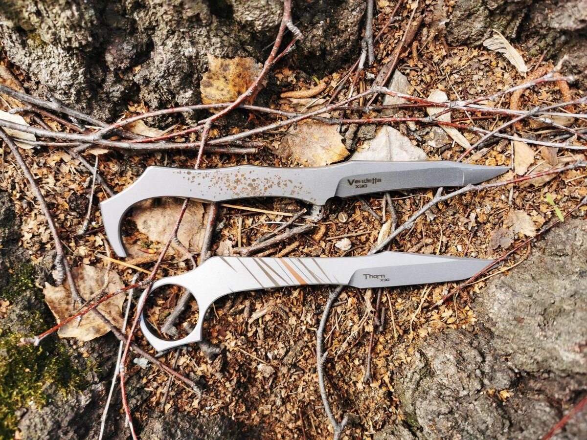 Ножи Vendetta и Thorn без ножен