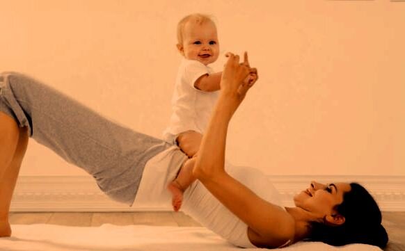 Принудительно делать, свыше своих сил - это вредно для здоровья мамы и детей. Иллюстрация из интернета.