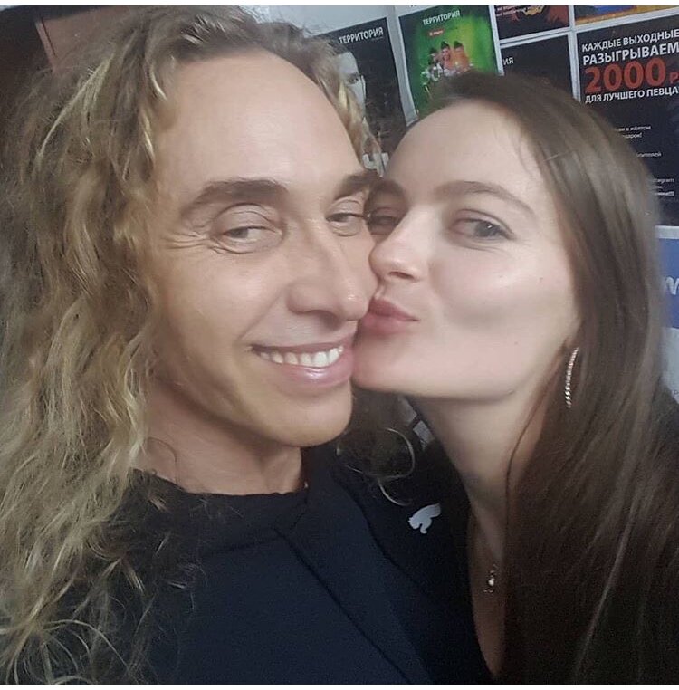 На кадре Тарзан и Анастасия Шульженко