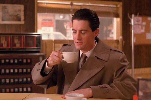 Кадр из сериала "Твин Пикс", "Чертовски хороший кофе"