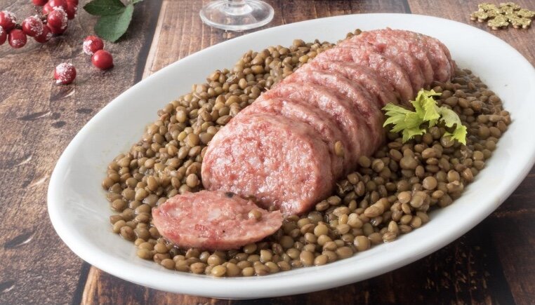 Традиционное новогоднее блюдо Италии  - Котекино (Cotechino).