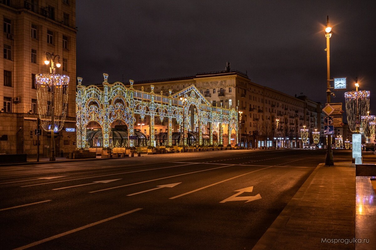 Арка на Тверской площади