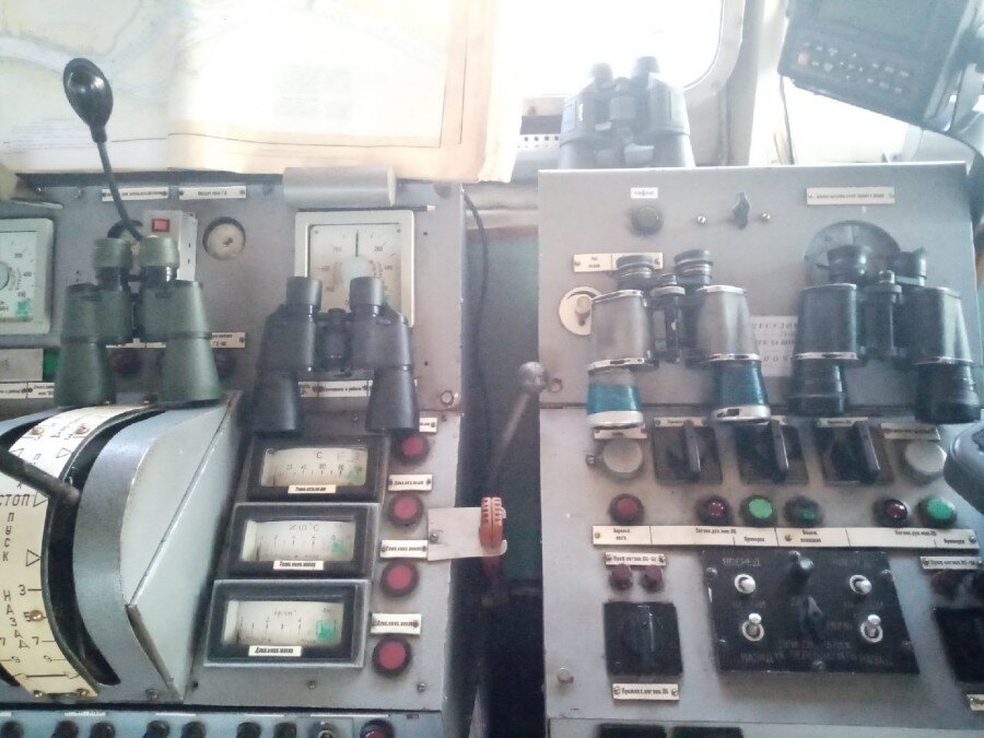  У каждого штурмана на судне свой бинокль. 
