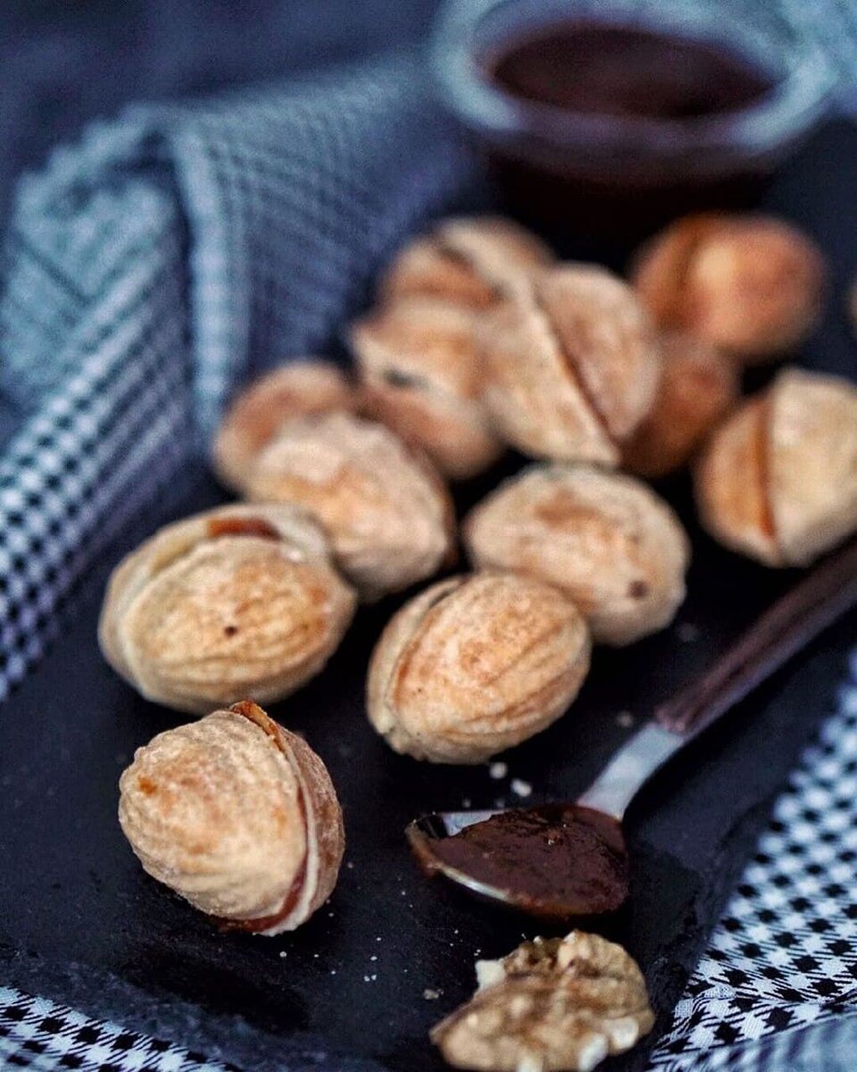 Орешки со сгущенкой рецепт классический рецепт в орешнице с фото