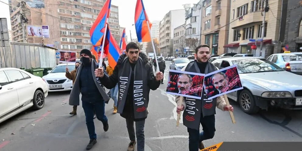 Армянского парламента Айк Мамиджанян.. Республиканская партия Армении. Антироссийские митинги в Армении 2018. Предатели Армении.