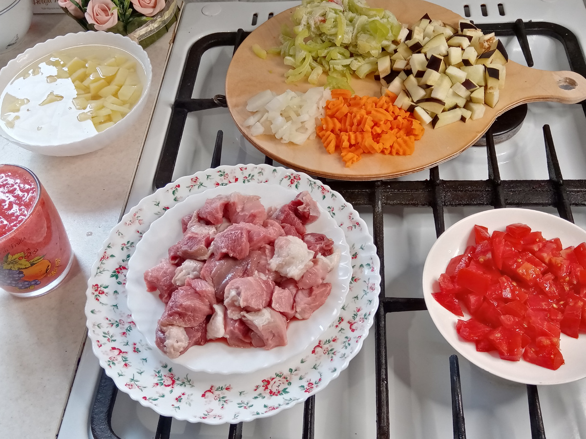 Нарезка ингредиентов