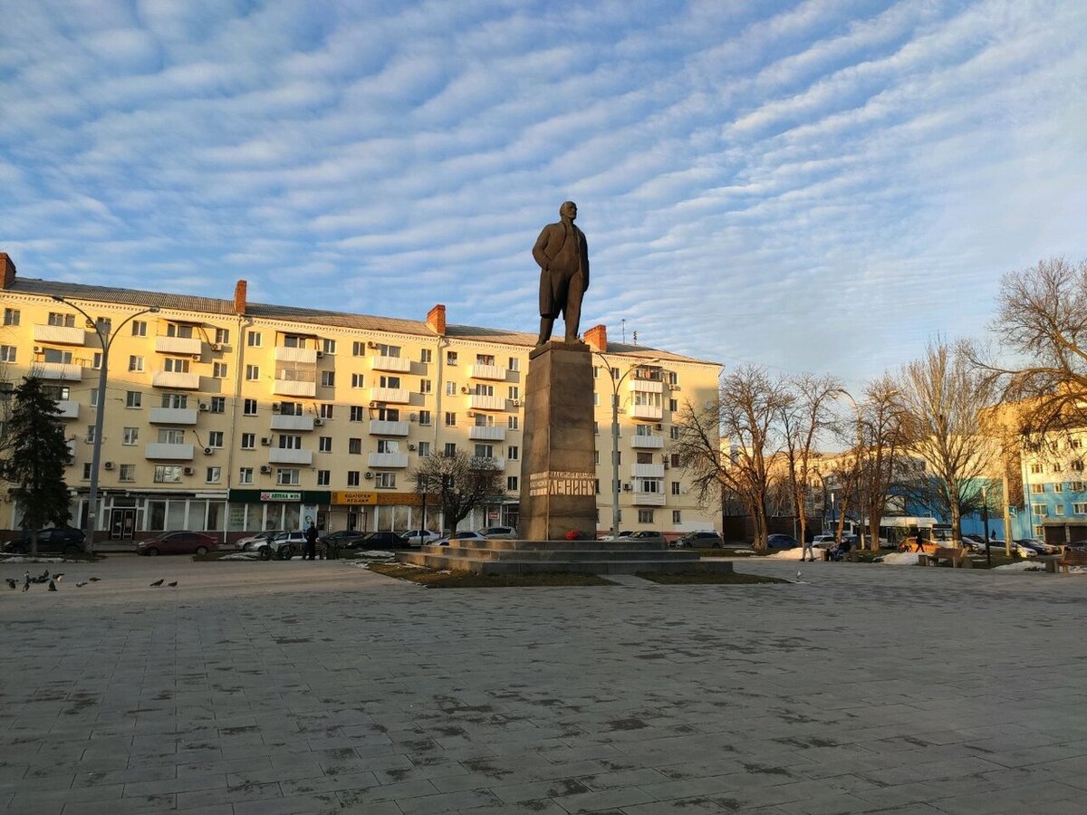 Дону пл. Памятник Ленину в Ростове-на-Дону. Памятник Ленину в Ростове-на-Дону на площади Ленина. Площадь Ленина Ростов на Дону. Памятник Ленину на проспекте Ленина в Ростове на Дону