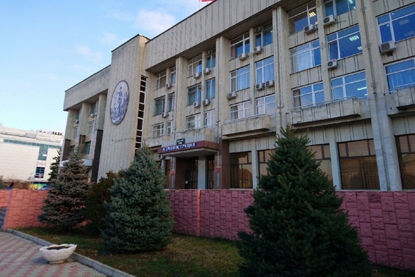 Администрация Новочеркасска. Фото ruffnews.ru