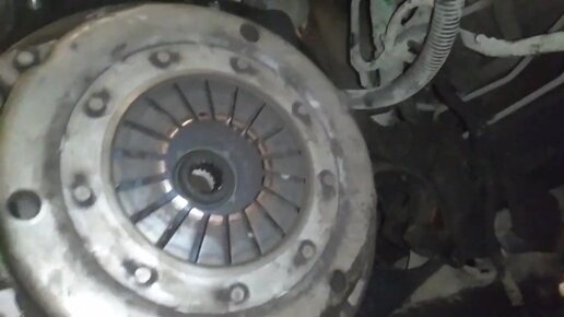Замена сцепления, масел; план на сезон - Nissan Primera (P10), 2 л, 1995 года за