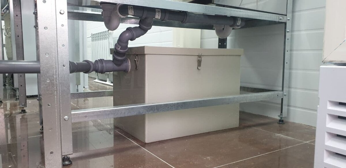 Смонтированный жироуловитель