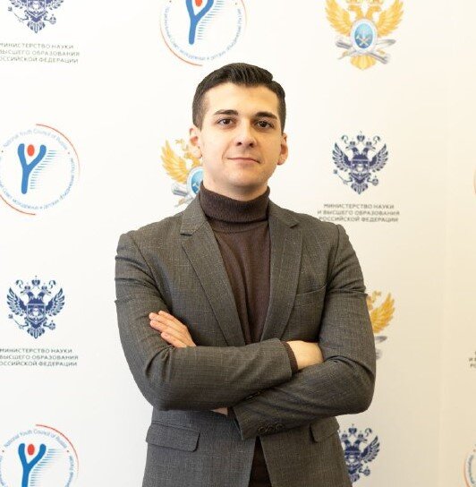 Гарник Туманян, политолог, член экспертного клуба "Дигория"