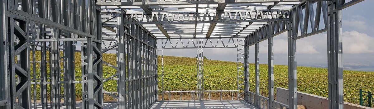 Каркас ЛСТK дома.