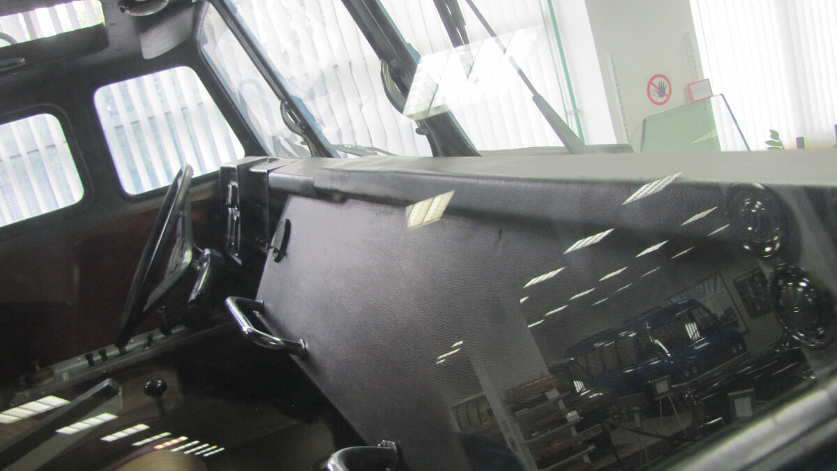 ЗИЛ-49065 "Синяя Птица"