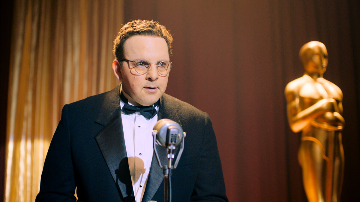 Дэвид Селзник объяснил американцам, что дополнительная политизация «Оскару» не помешает. Кадр из к/ф «Первый «Оскар».