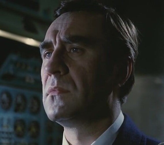 Кадр из фильма «Экипаж» (1979). Скриншот.