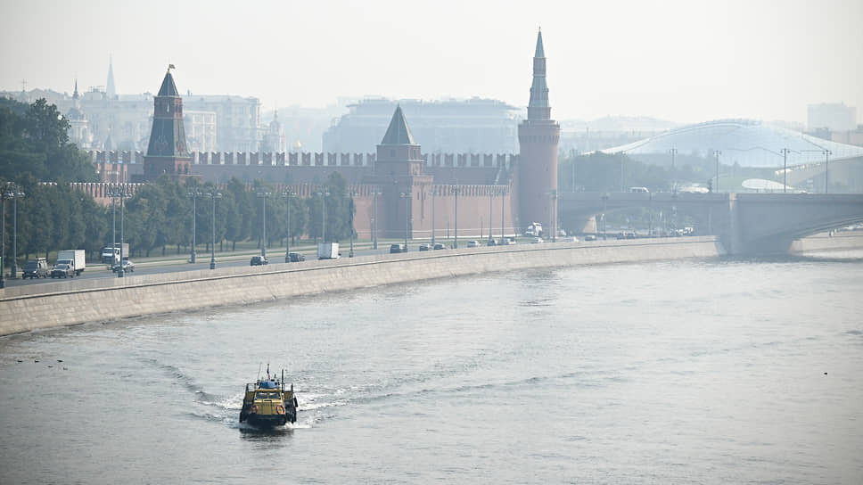     Фото: Александр Казаков / Коммерсантъ