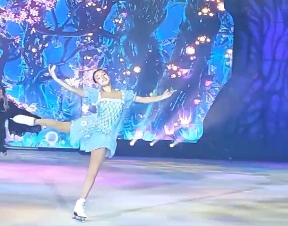 Анна Щербакова в ледовом шоу "Спящая красавица"