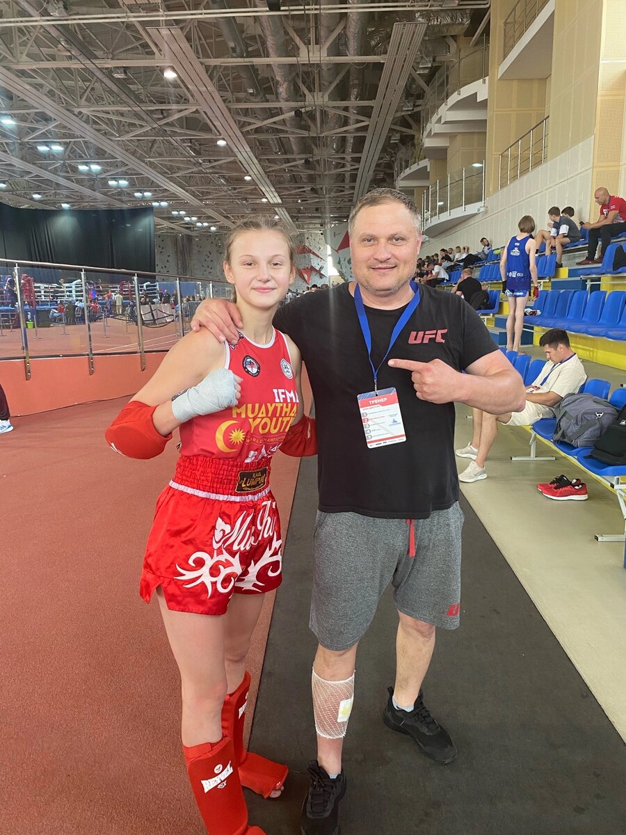 Диана с личным тренером Ермаковым Анатолием Левотиевичем 