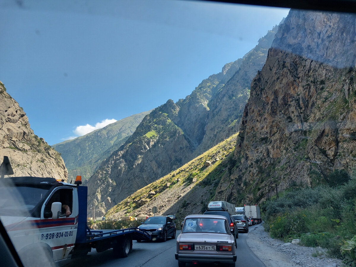 Очередь перед границей (путь обратно)