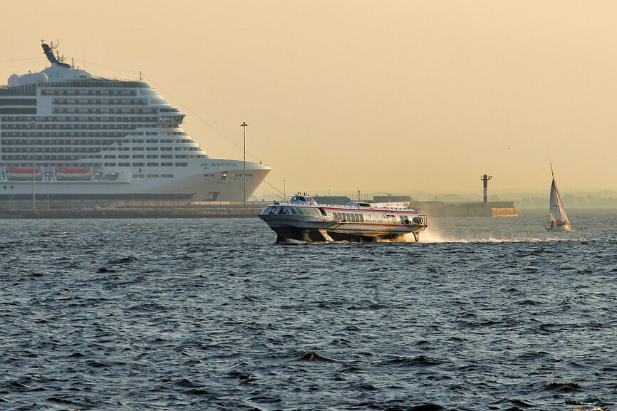 Метеор. Автор фото: Александр Тарасенков / Фотобанк Лори