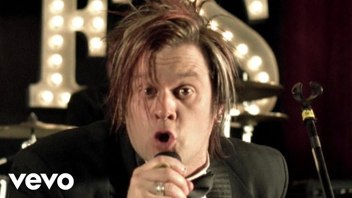 Bowling for Soup - Highschool never ends.