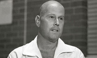 Стивен Рассел. Автор: George Hixson - http://www.guardian.co.uk,
 Добросовестное использование, https://ru.wikipedia.org