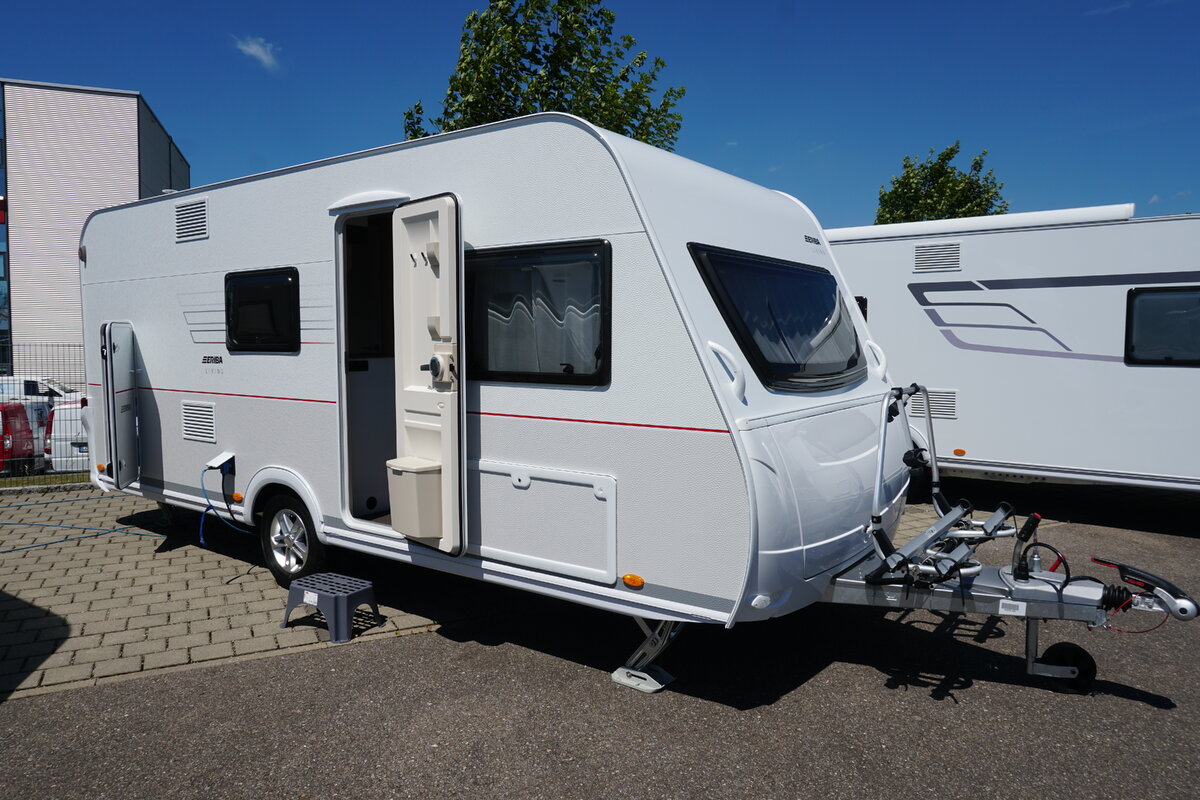 Прицеп-дача Eriba Living 525