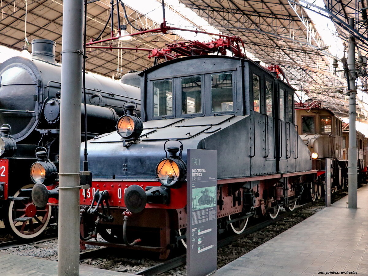 Данный локомотив - единственный сохранившийся своего типа.