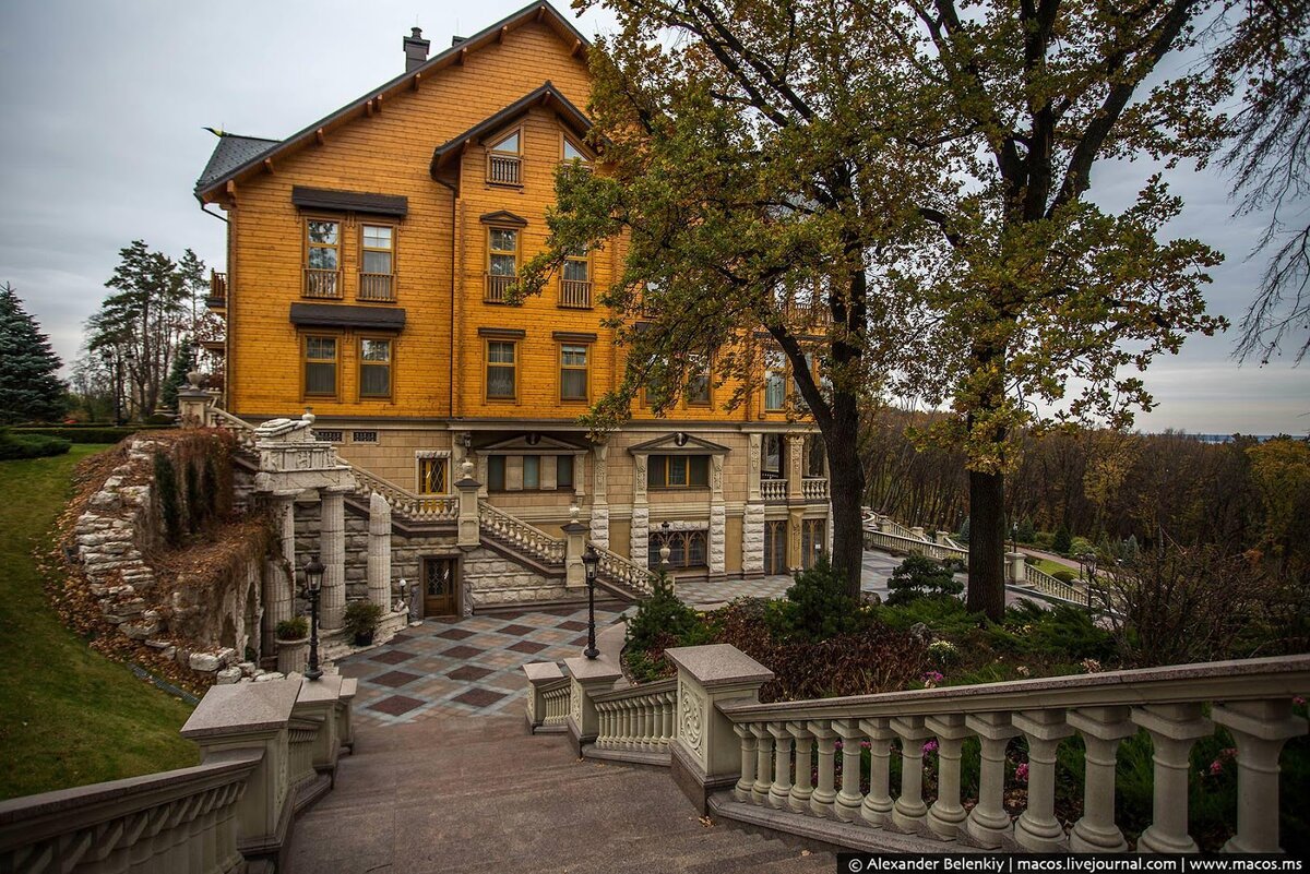 Business residence & spa фото. Don giovanni отель в праге зимой. дом ангела в праге. резиденция 7. посуэло де аларкон район в мадриде.