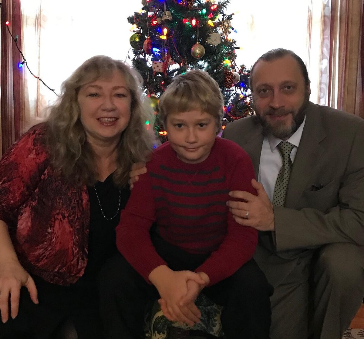 С любовью от нашей семьи - вашей!