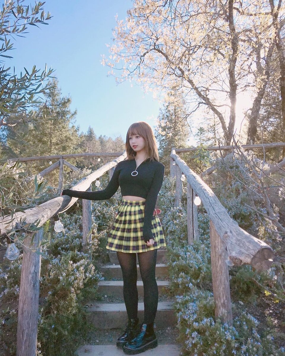 https://www.instagram.com/real__yami/