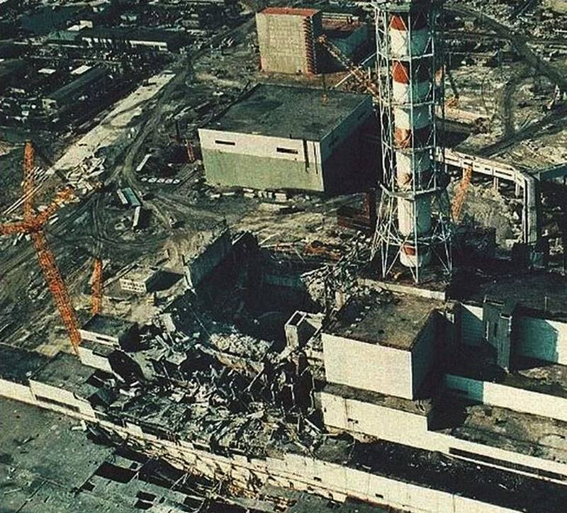 Сколько работала чернобыльская аэс после взрыва. 4 Энергоблок Чернобыльской АЭС 1986. Авария на Чернобыльской АЭС. 26 Апреля 1986 года, Припять. ЧАЭС реактор 1986. 4 Энергоблок ЧАЭС 1986 года 26 апреля.