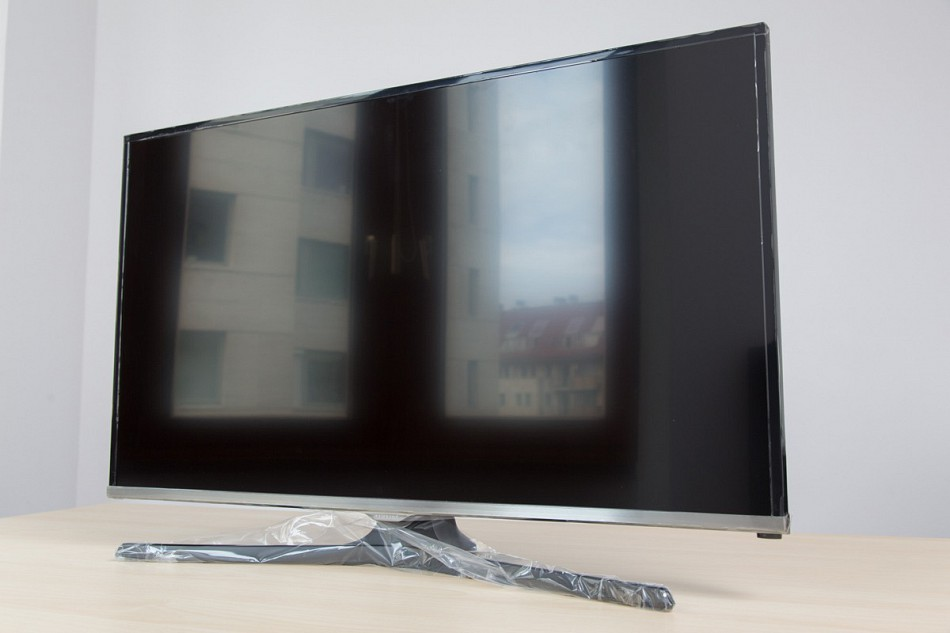 Матовый монитор. Samsung телевизор 42 дюйма 200 Герц. Телевизор Samsung 80. Samsung 40 FHD. Телевизор самсунг 80 см