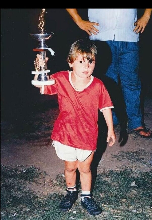 Имя этого футболиста ассоциируется с Барселоной