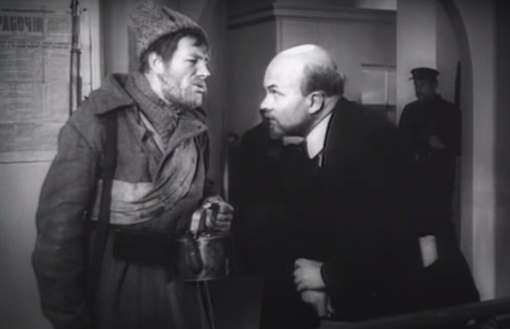 Кадр из фильма «Человек с ружьем»