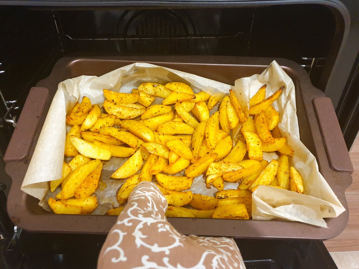 Картошку по-деревенски я себе запекаю БЕЗ соли вообще, как и многое другое 