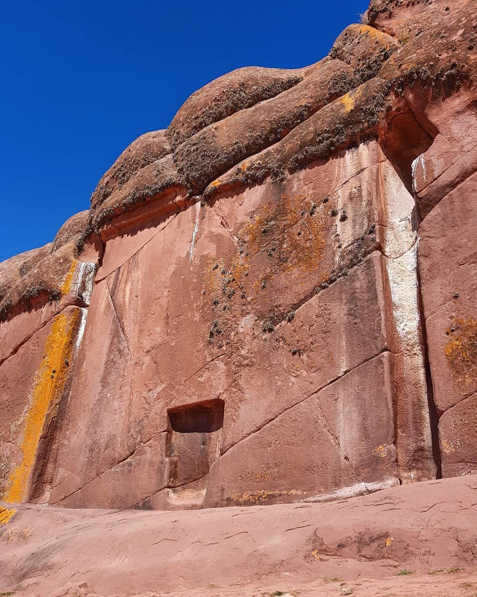 Врата эрлика алтай. Амару меру врата богов. Мегалиты сирии. Врата богов в перу. Врата инков араму муру.