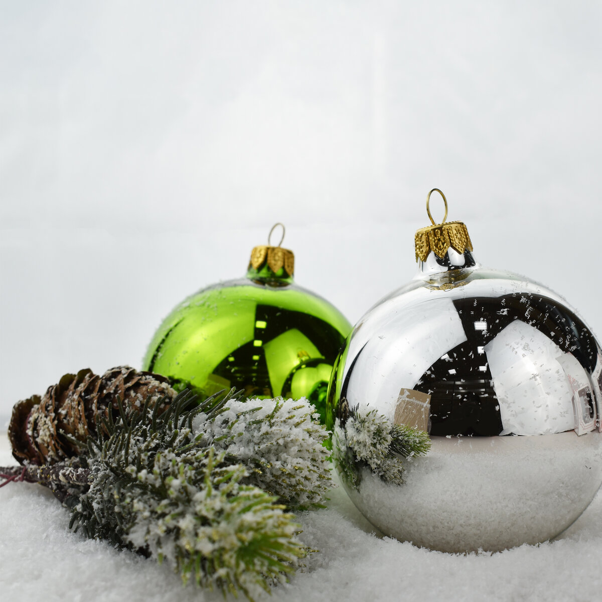 Современные елочные игрушки