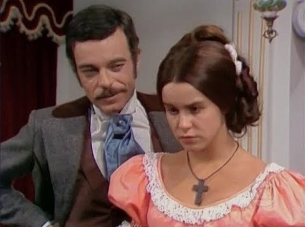 Леонсио (Рубенс де Фалку) и Изаура - предмет безумной страсти жестокого фазендейро 