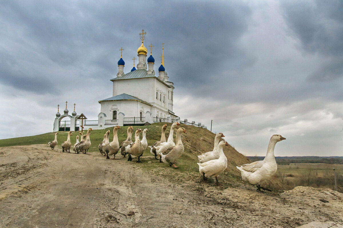 Свято-Успенский храм. Фото автора.