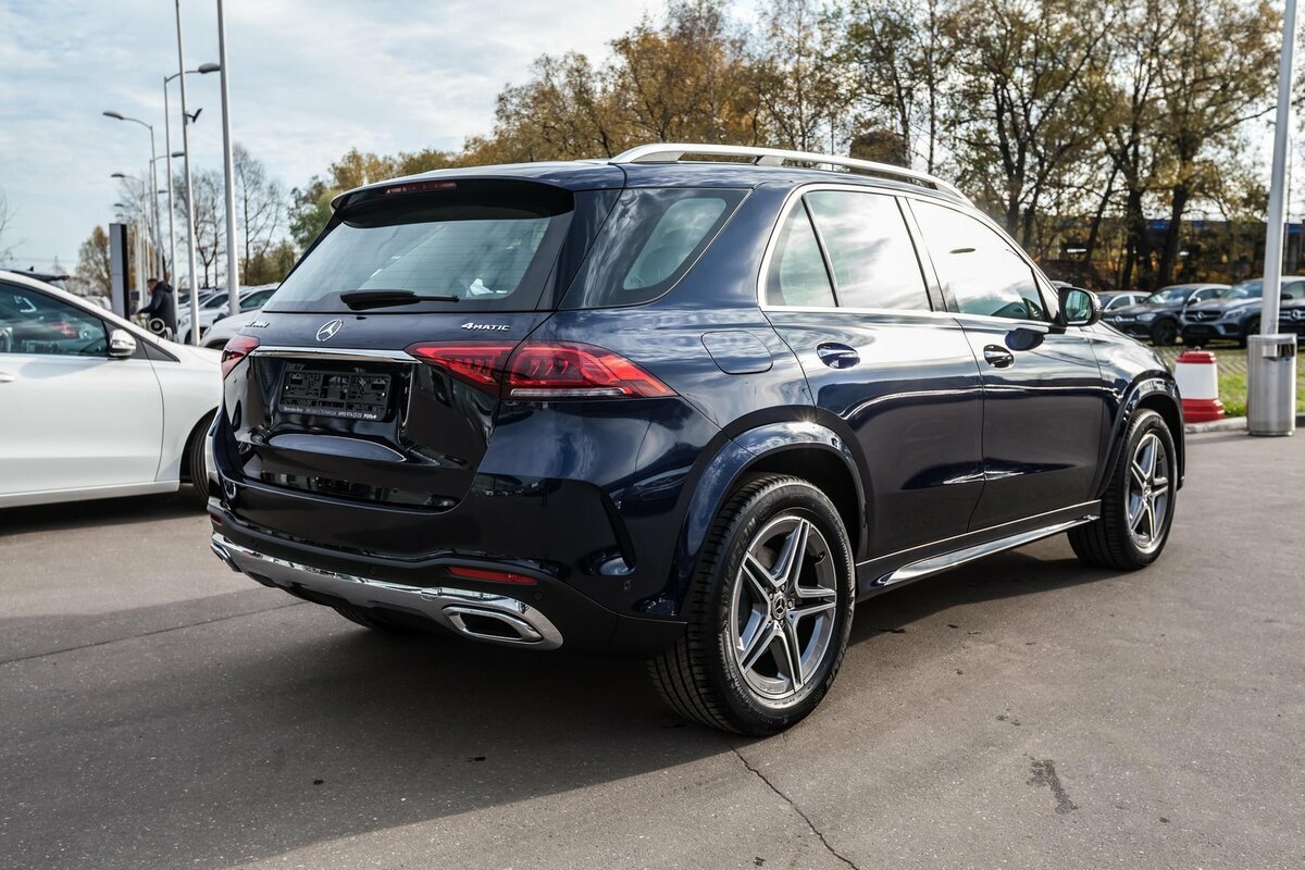 Mercedes-Benz GLE. Источник иллюстрации - auto.ru
